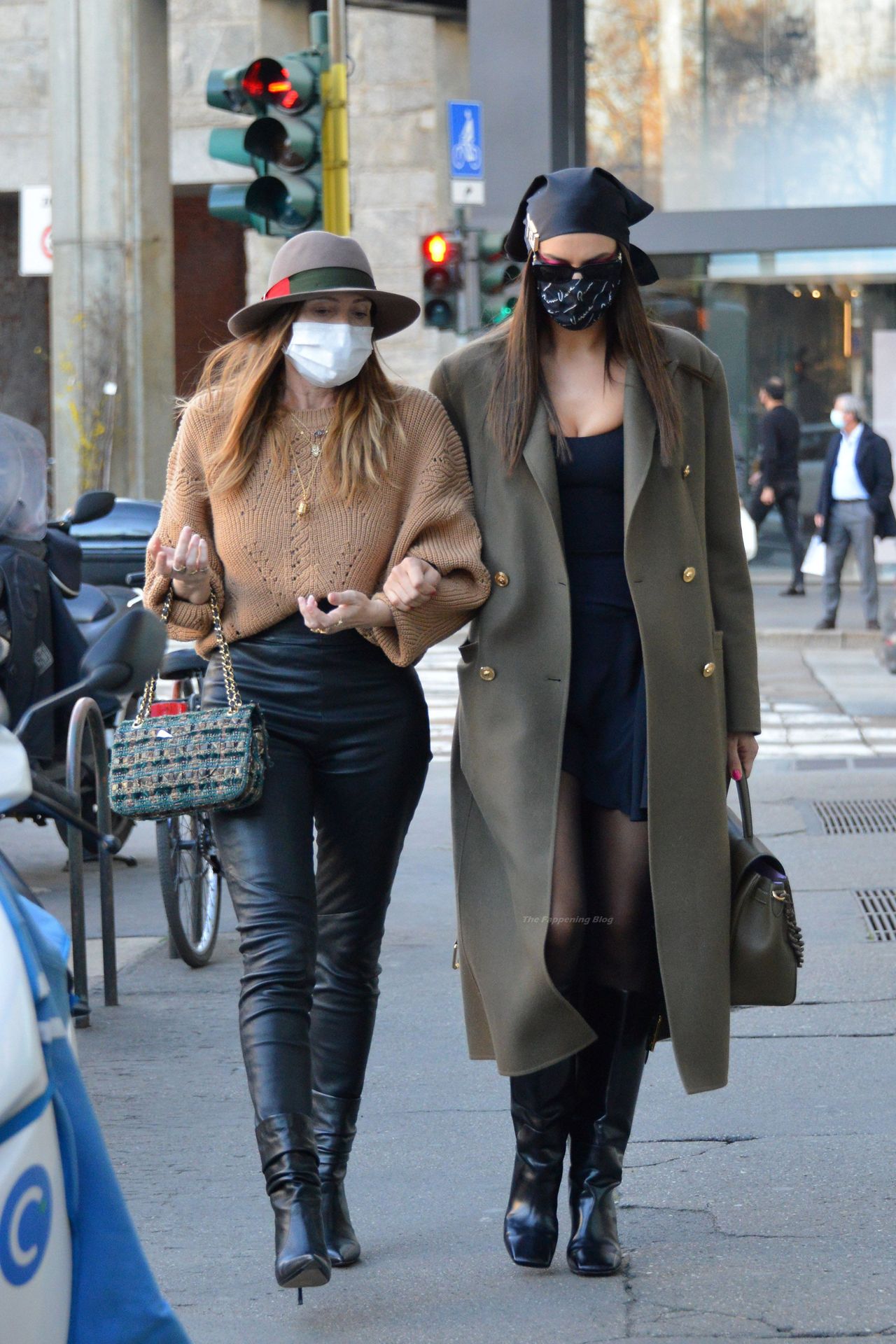 Irina Shayk Walks Through the Streets in Milan (44 Photos)
