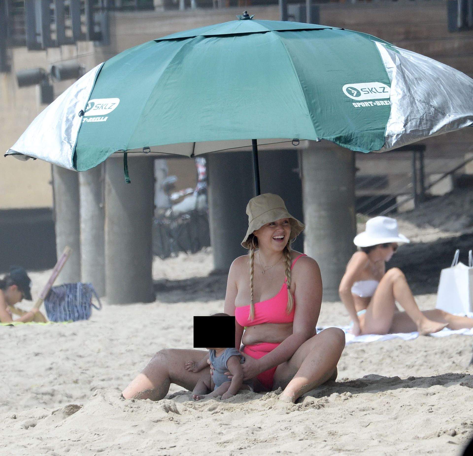 Iskra Lawrence Hits the Beach in a Hot Pink Bikini in LA (77 Photos)