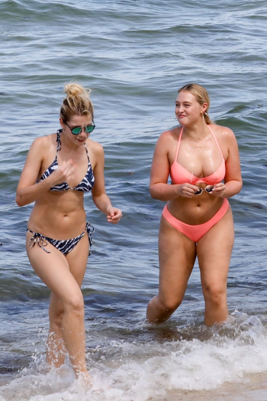 Iskra Lawrence Sexy (110 Photos)