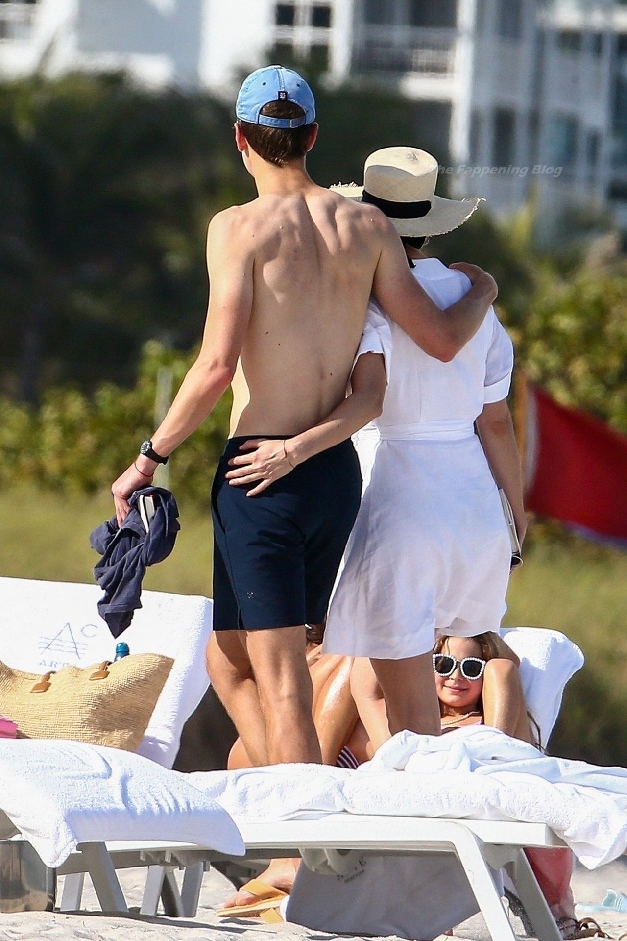 Ivanka Trump & Jared Kushner Enjoy a Romantic Walk on the Beach (75 Photos)