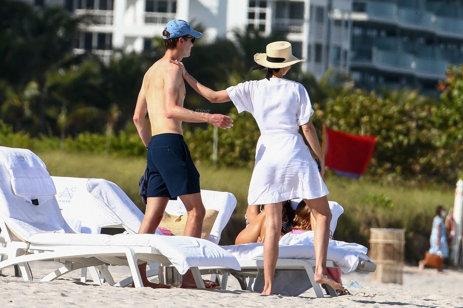 Ivanka Trump & Jared Kushner Enjoy a Romantic Walk on the Beach (75 Photos)