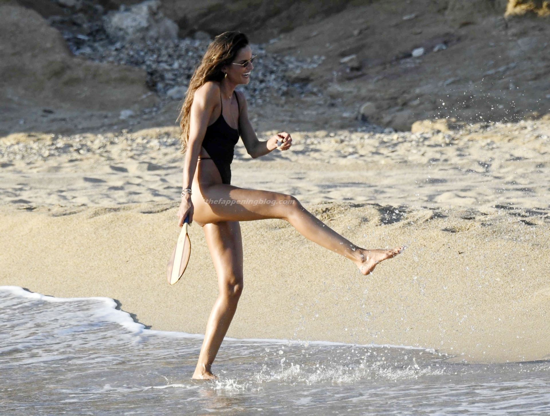 Izabel Goulart & Kevin Trapp Enjoy Their Beach Holiday in Greece (77 Photos)