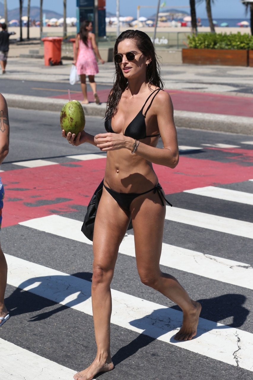 Izabel Goulart Shows Off Her Sexy Butt in Brazil (31 Photos)