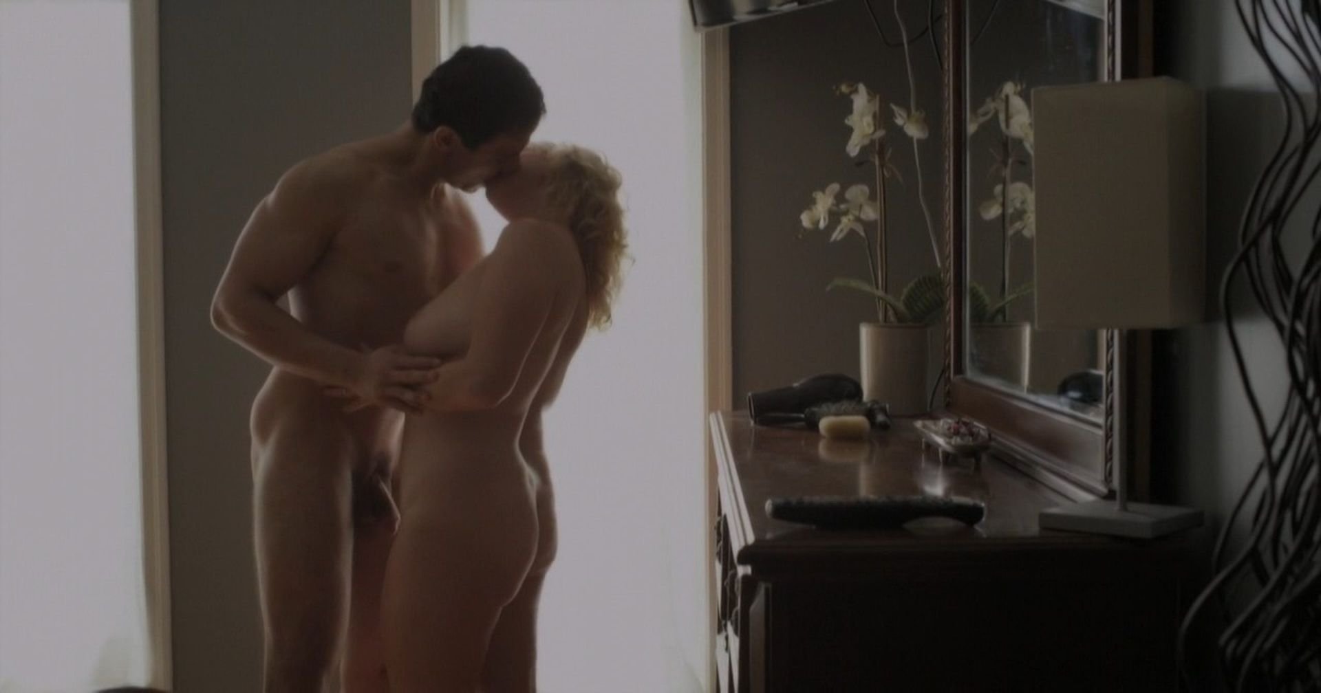 Jackie Torrens Nude - Sex & Violence (10 Pics + GIF & Video)