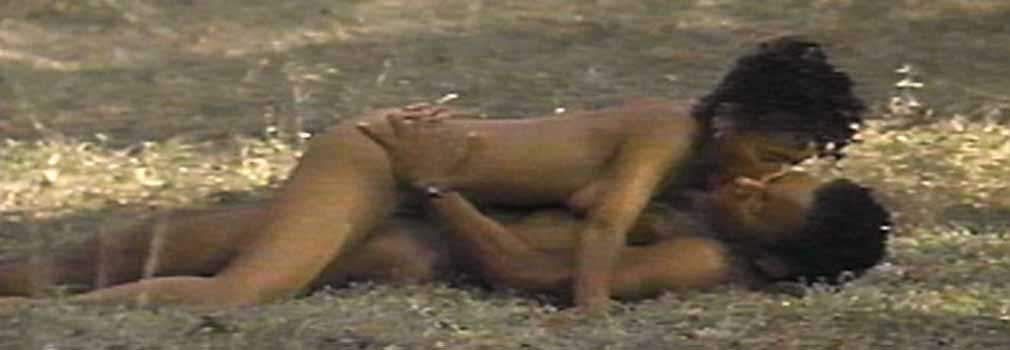 Jada Pinkett Smith Nude & Sexy Collection (22 Photos)