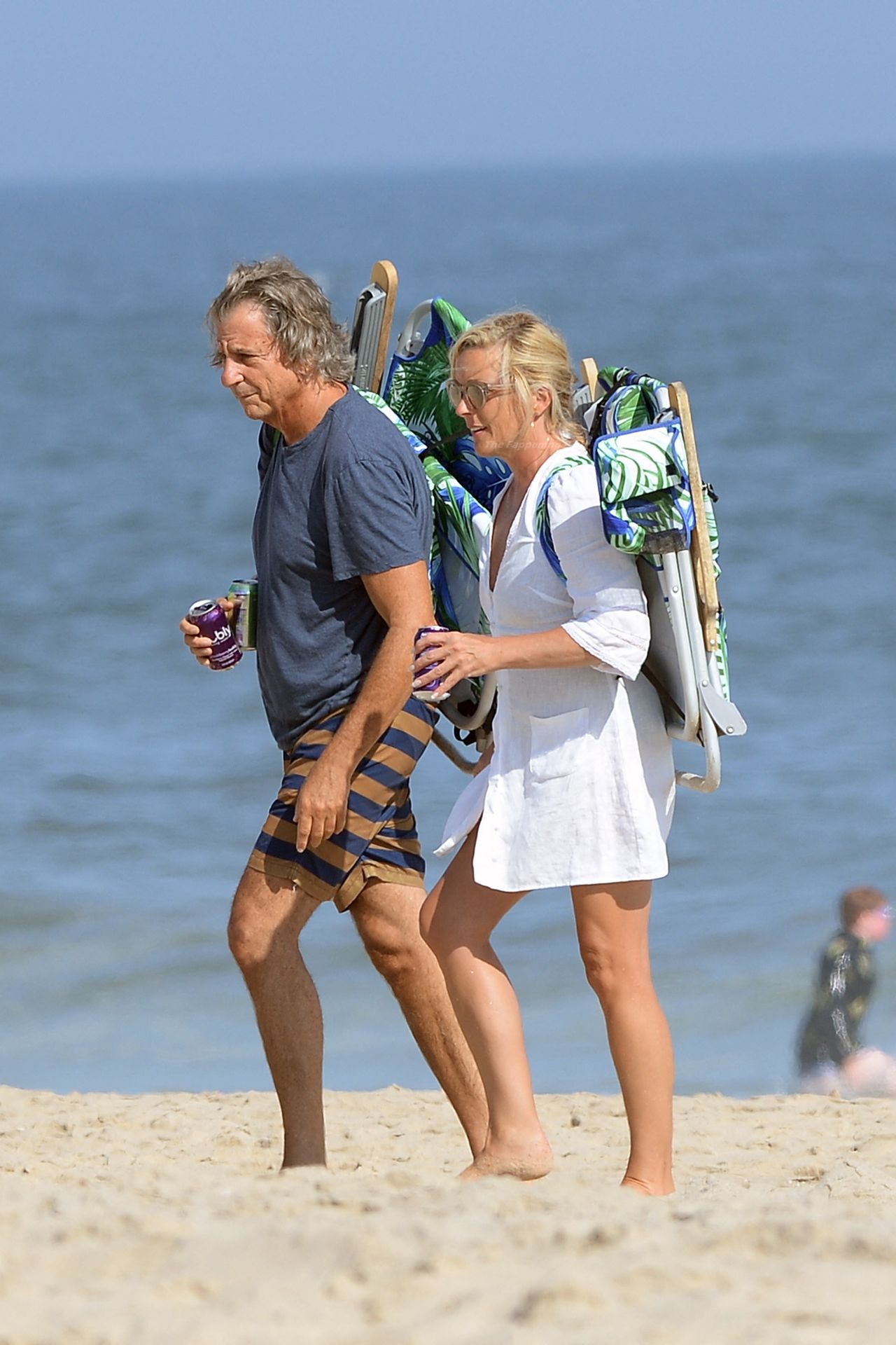 Jane Krako
wski Spends Quality Time at the Beach with Her Boyfriend David Rockwell (71 Photos)