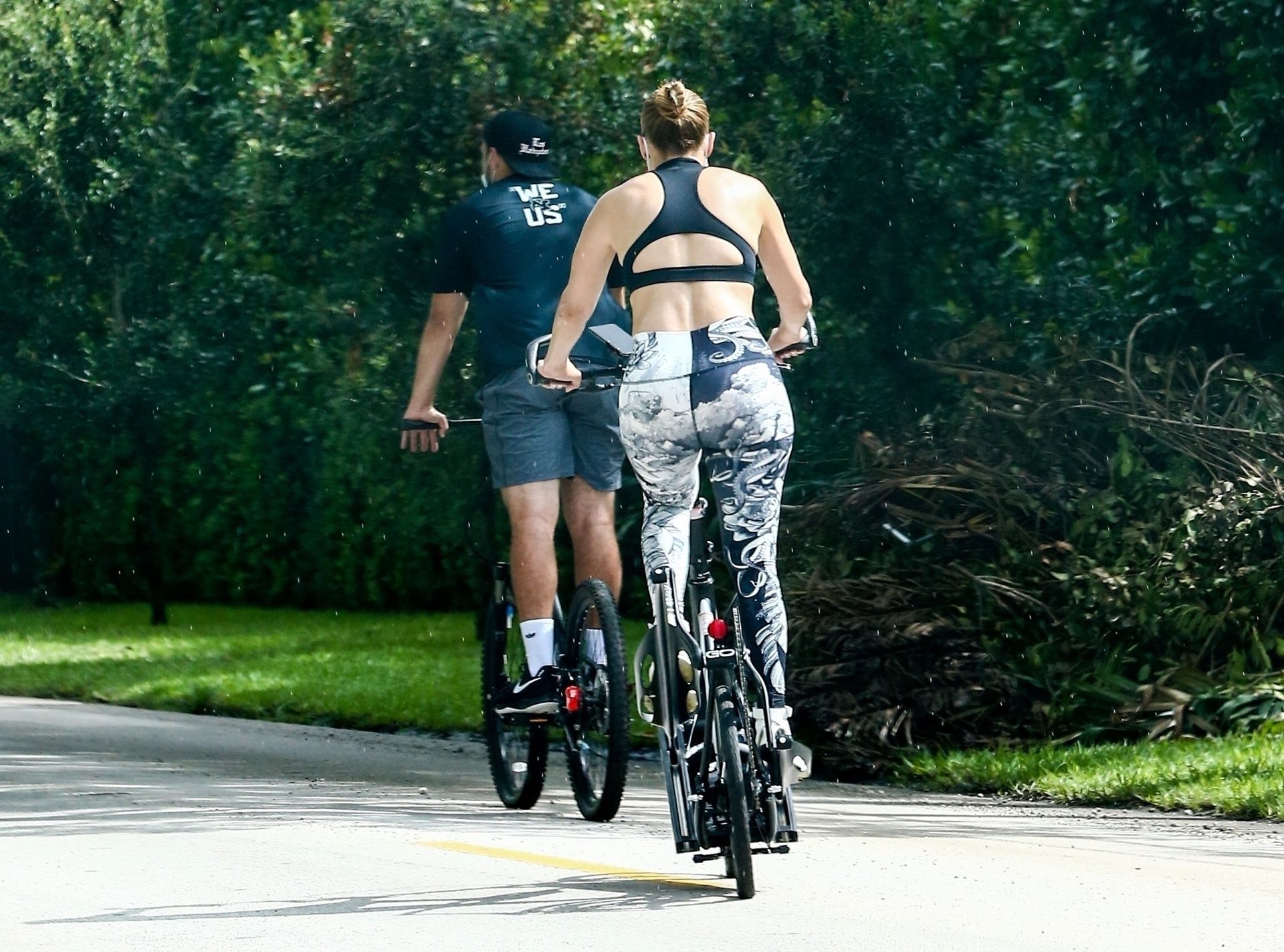 Jennifer Lopez & Alex Rodriguez Train on Bikes with a Personal Trainer (70 Photos)