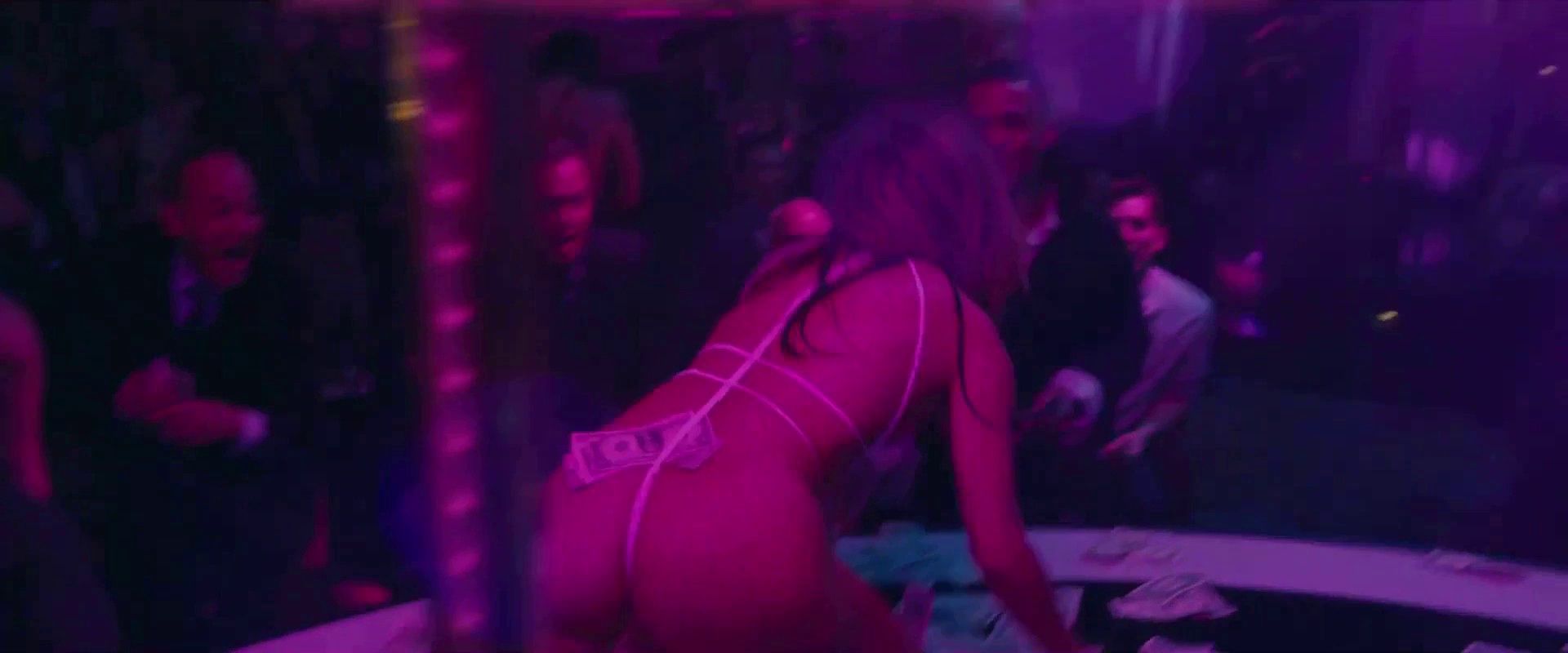 Jennifer Lopez Sexy - Hustlers (24 Pics + GIFs & Video)