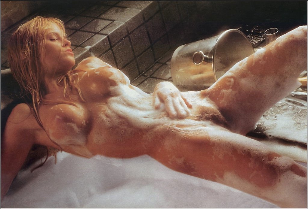 Jenny McCarthy Nude & Sexy (154 Photos + Videos)