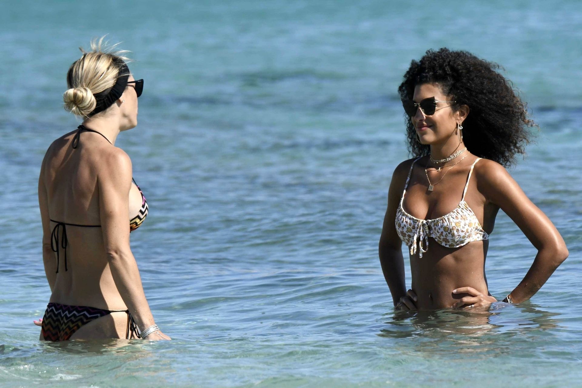 Jessica Aidi Shows Off Her Sexy Slim Body on the Beach in Mykonos (13 Photos)