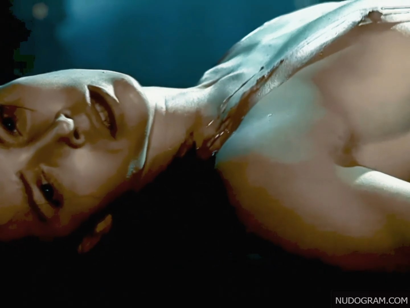 Jessica Biel Nude - Powder Blue (7 Pics + Enhanced Video)