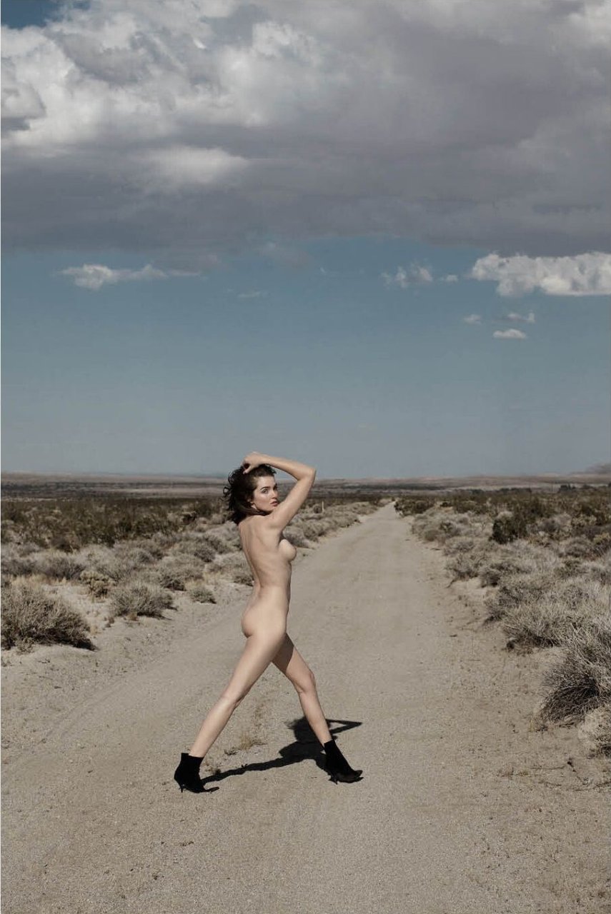 Jessica Wall Nude & Sexy (11 Photos)