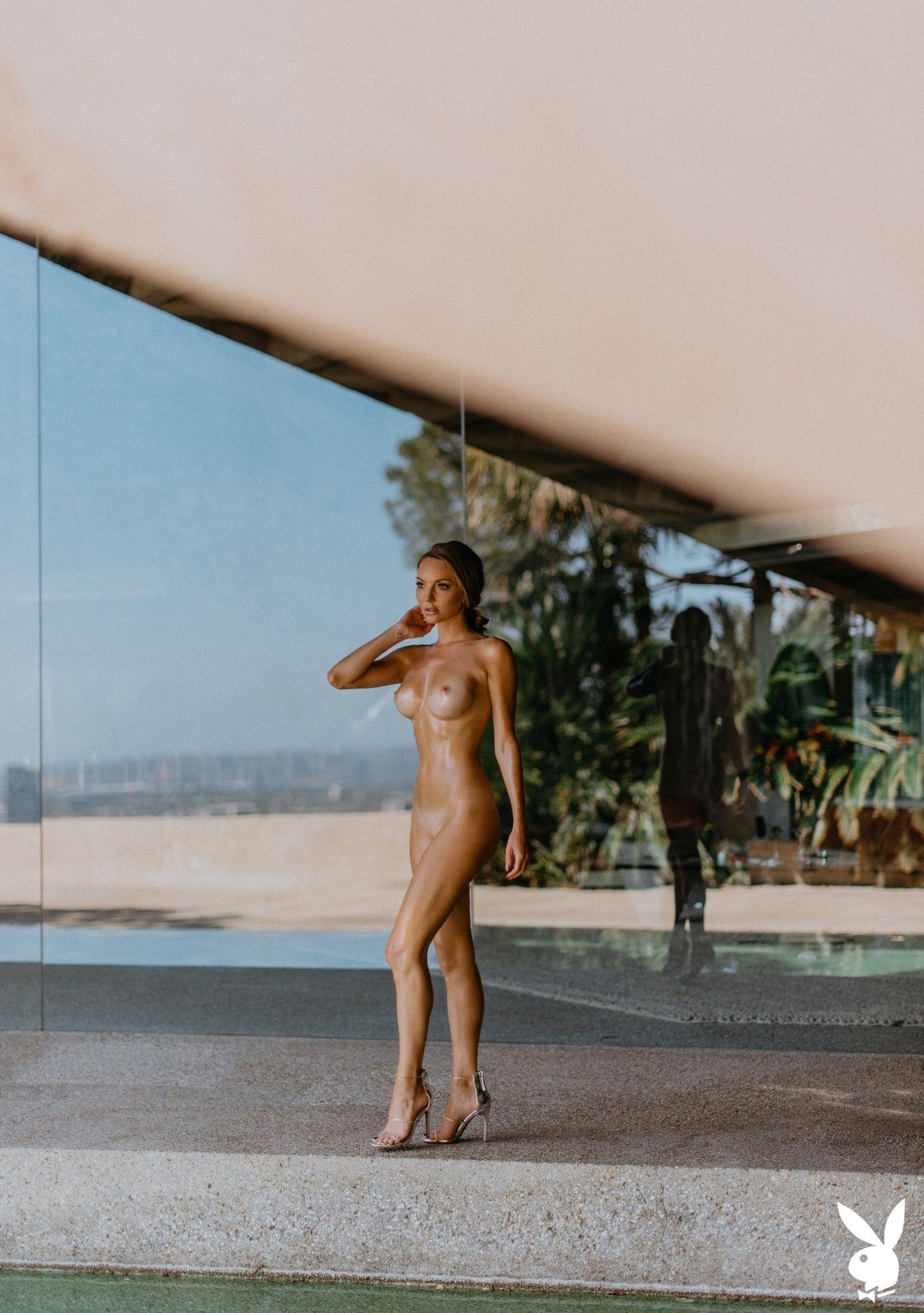 Jocelyn Binder Nude & Sexy - Secluded Getaway (33 Photos)