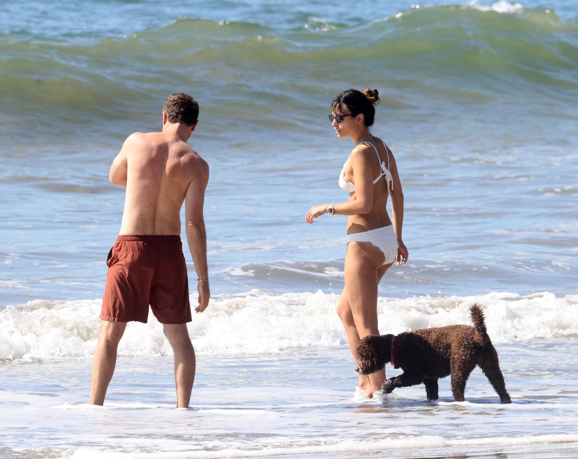 Jordana Brewster & Mason Morfit Pack on the PDA on the Beach (30 Photos)