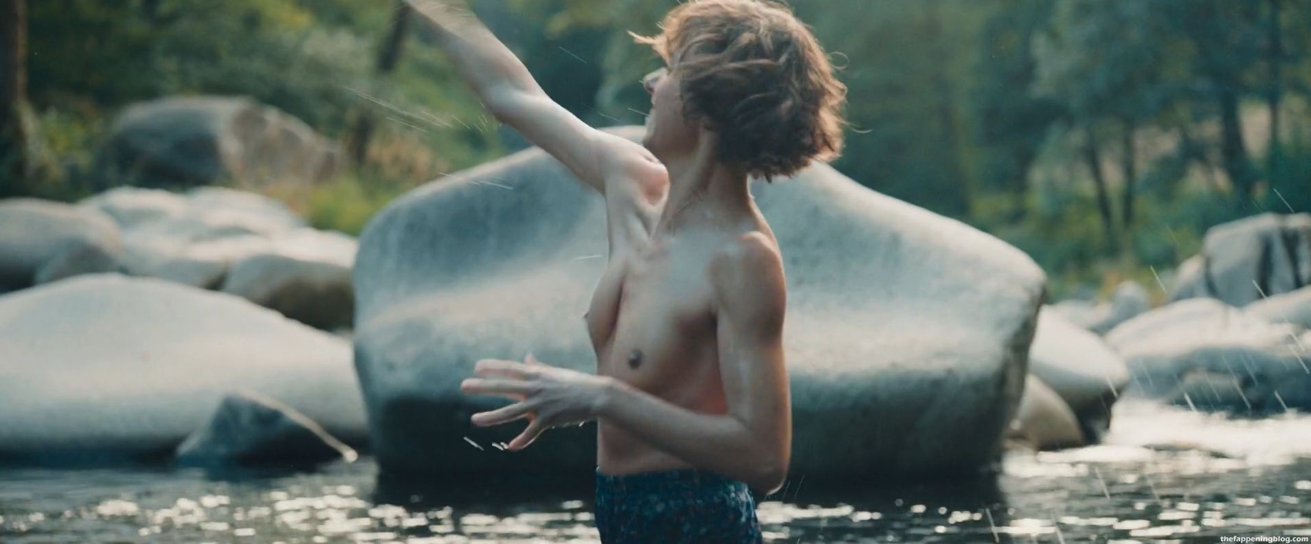 Julia Koschitz Nude & Sexy (27 Photos + Video)