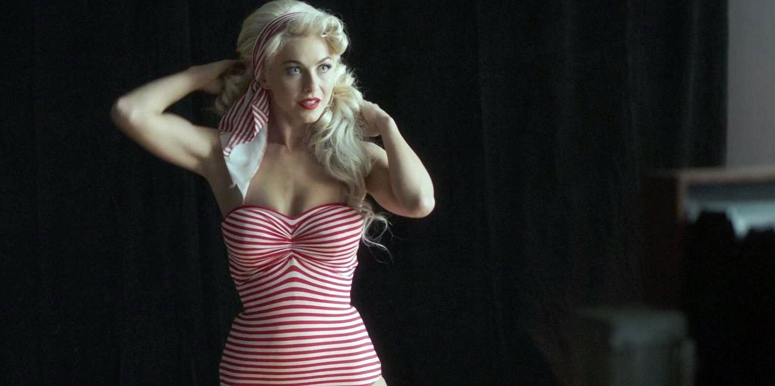 Julianne Hough Sexy - Bigger (19 Pics + GIFs & Video)