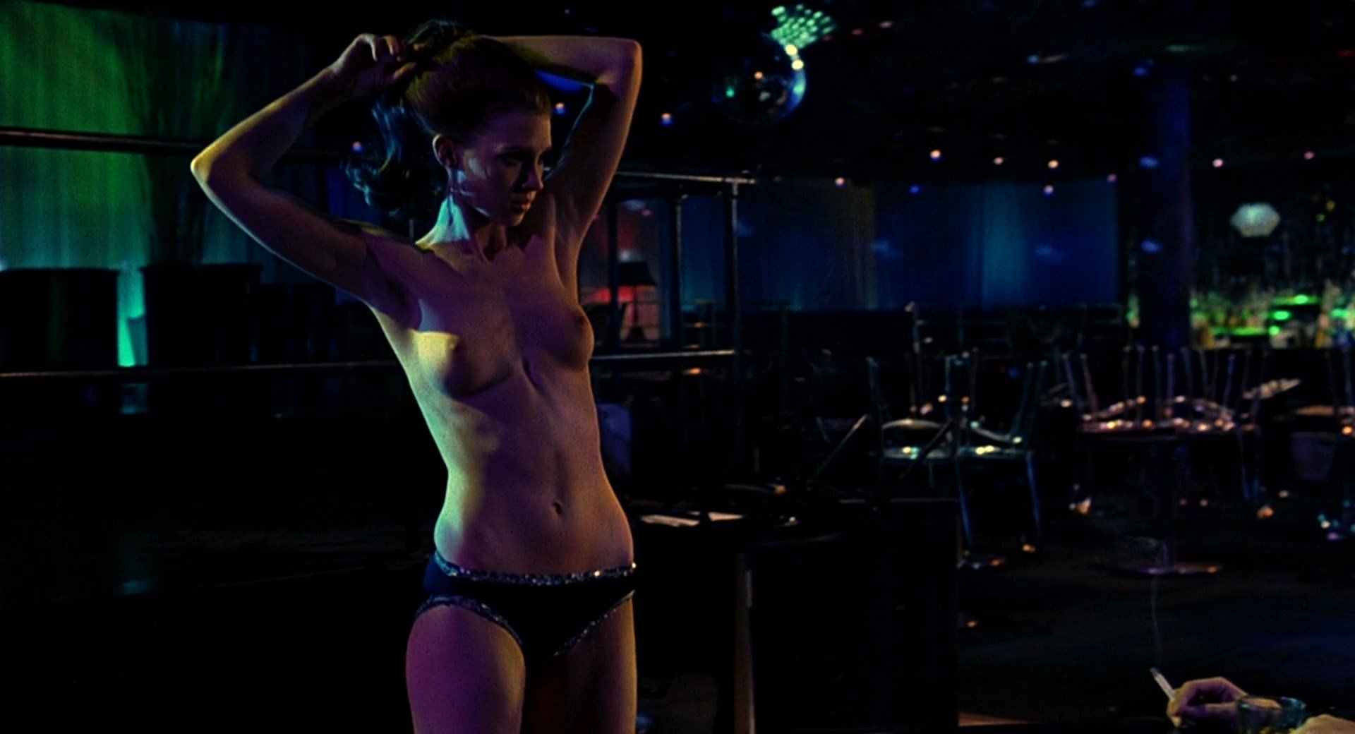 Julie McNiven Nude - Carlito’s Way: Rise to Power (6 Pics + GIF & Video)