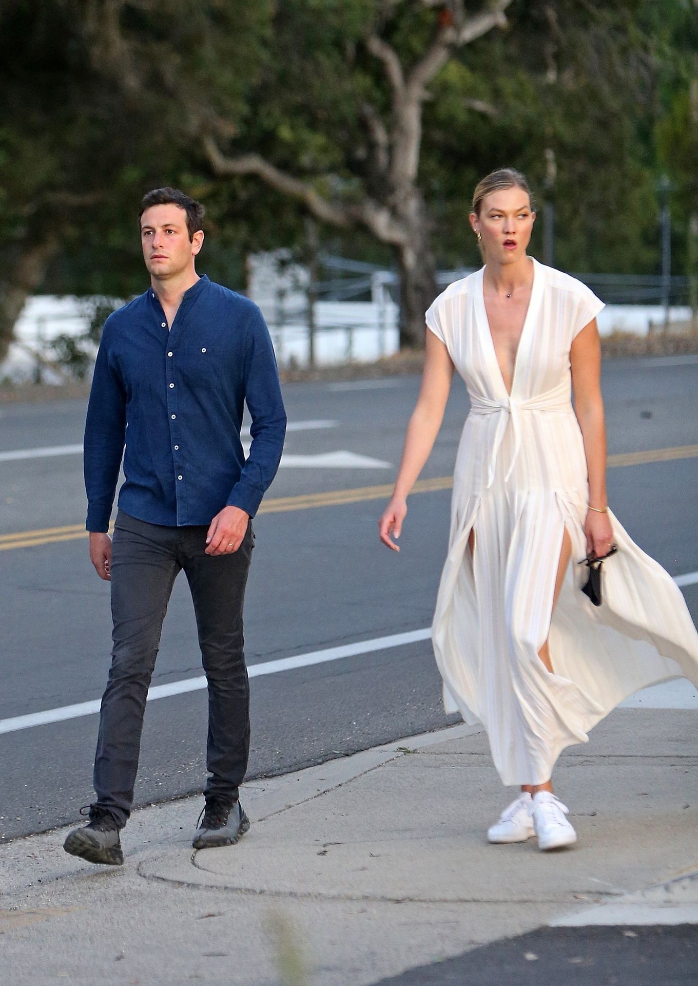 Karlie Kloss & Joshua Kushner Enjoy a Romantic Walk Together (33 Photos)