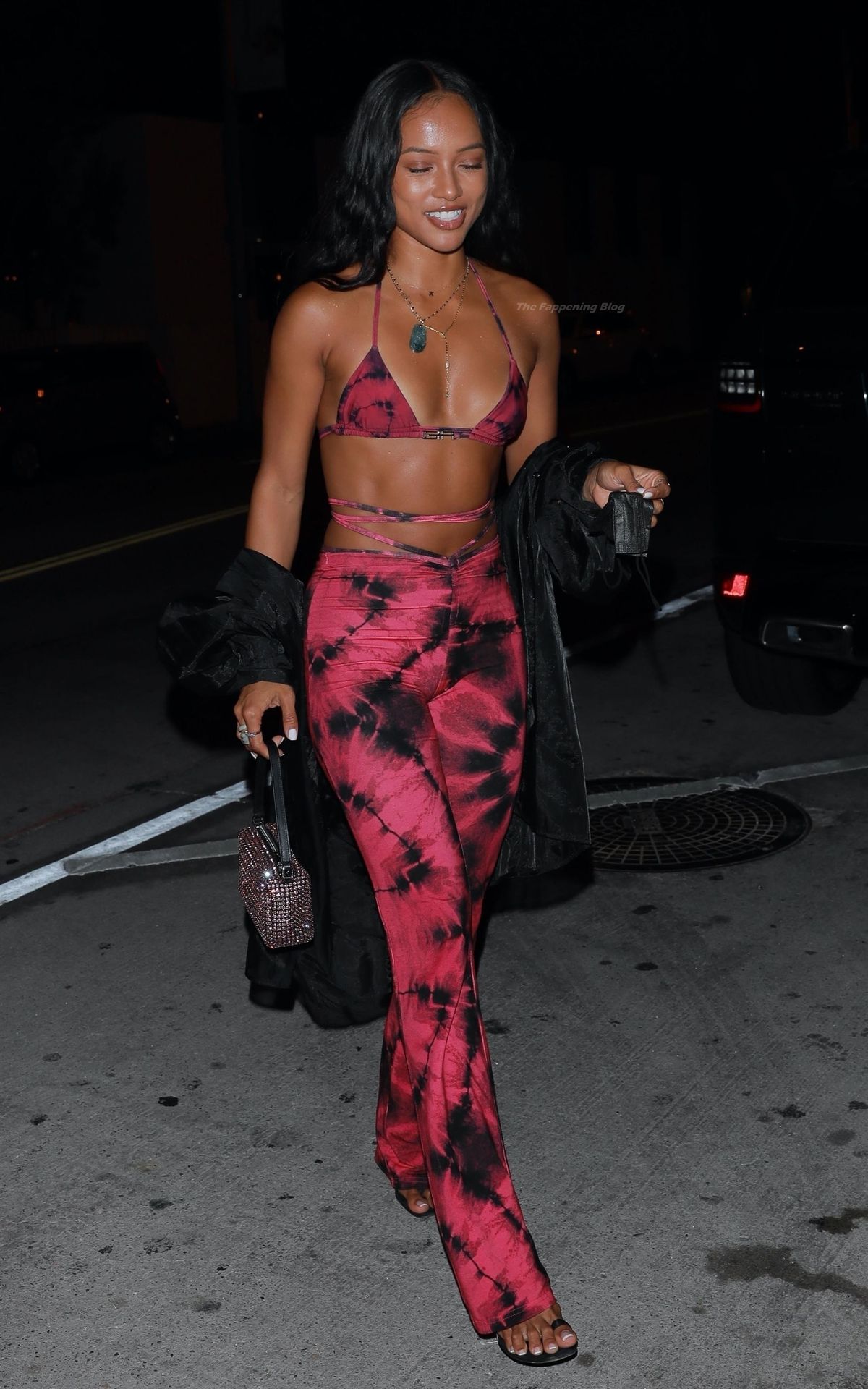 Karrueche Tran is Turning Heads in Her Sexy Outfit as She Heads Out For Dinner (24 Photos)