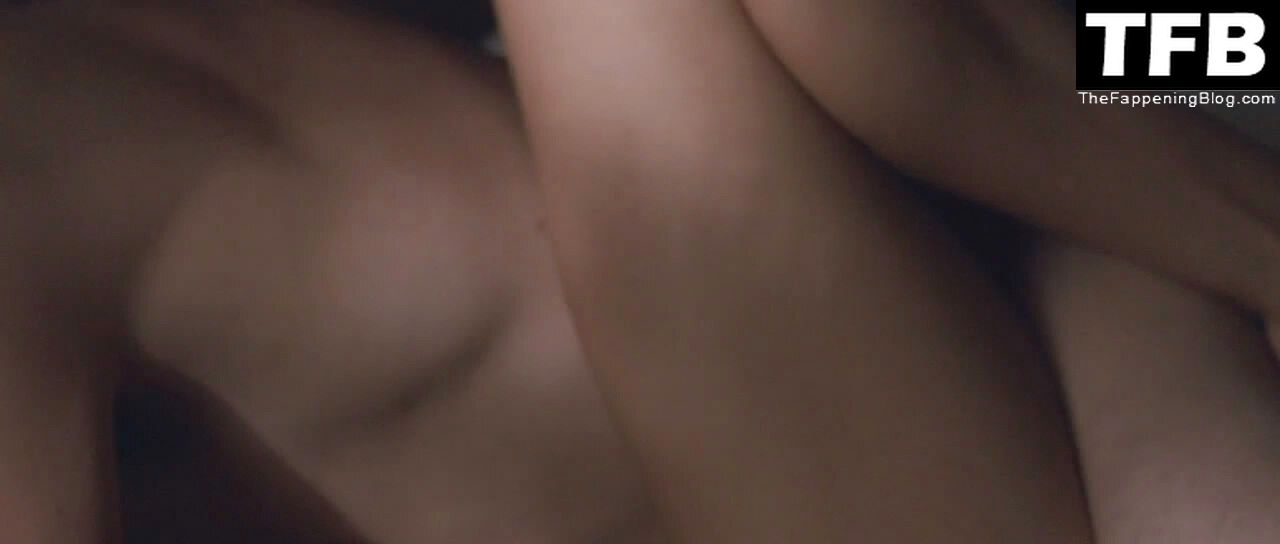 Kate Hudson Nude - The Killer Inside Me (9 Pics + Videos)