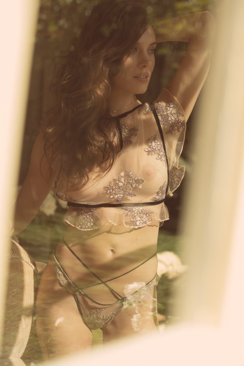 Kayla Jean Garvin Nude & Sexy (31 Photos)