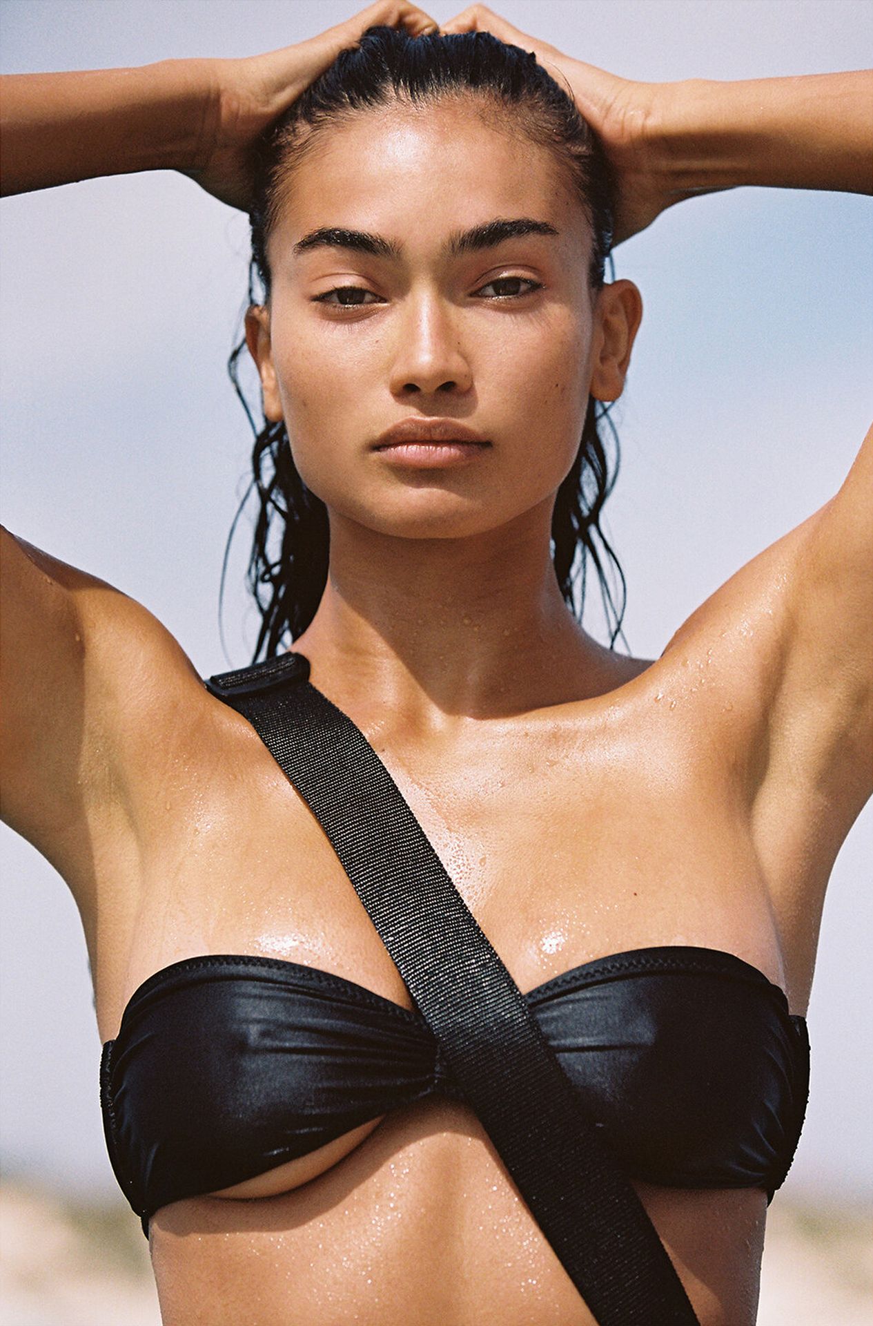 Kelly Gale’s Tits & Ass (35 Photos)