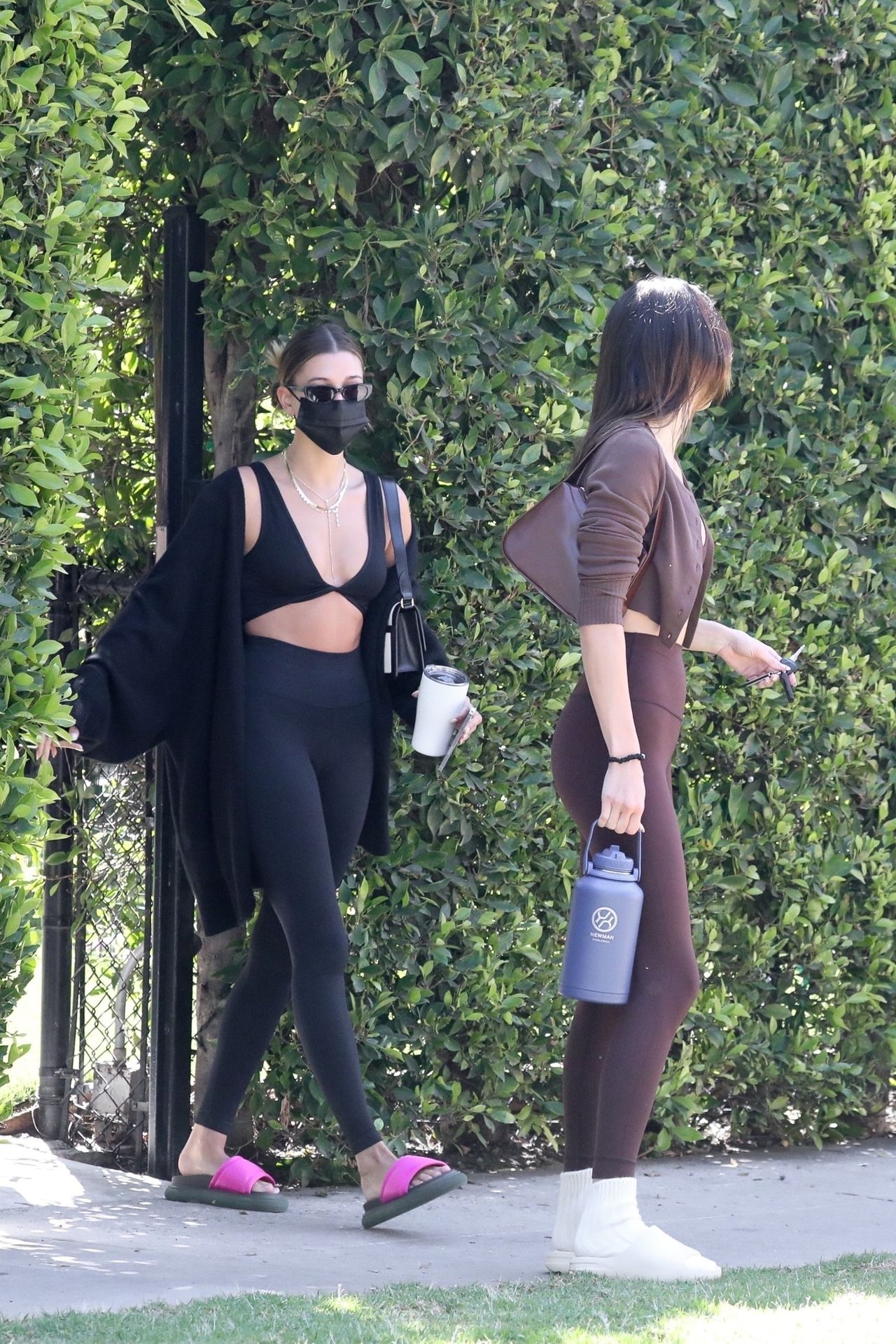Kendall Jenner & Hailey Bieber Put Their Taut Abs on Display (142 Photos)
