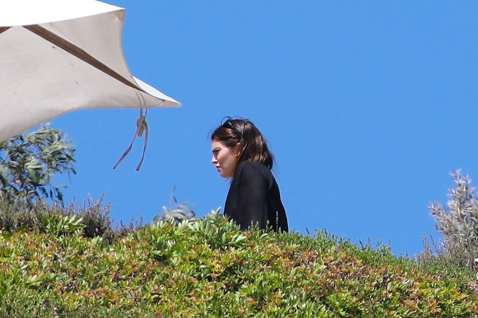 Kendall Jenner & Kourtney Kardashian Film KUTK in Malibu (44 Photos)