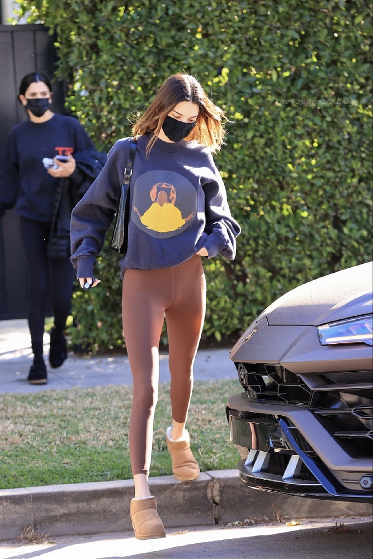 Kendall Jenner Looks Sexy in Leggings in LA (10 Photos)