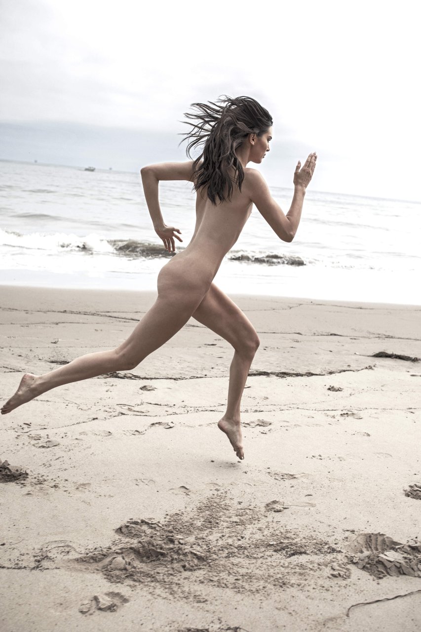 Kendall Jenner Naked (49 Photos)