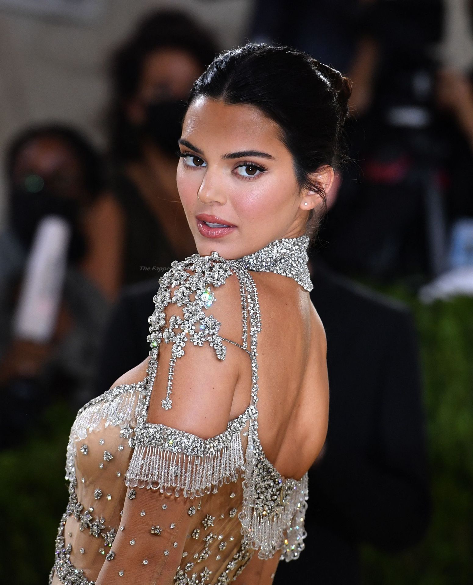Kendall Jenner Poses in a Naked’ Dress at the 2021 Met Gala (150 Photos)
