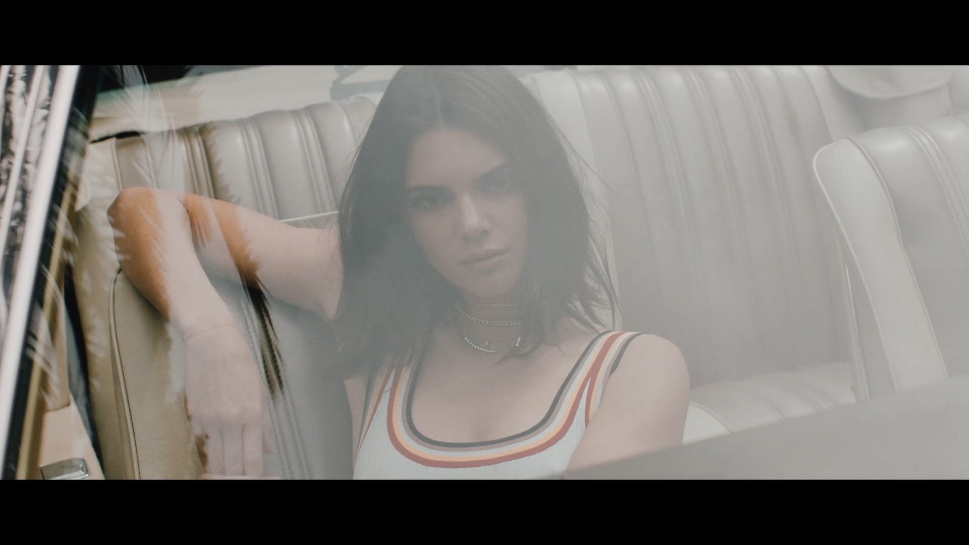 Kylie and Kendall Jenner Sexy (54 Pics + GIFs and Video)