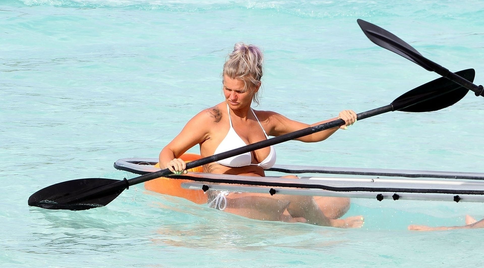 Kerry Katona & Ryan Mahoney Jump in a Canoe for Some Fun in the Indian Ocean (44 Photos)