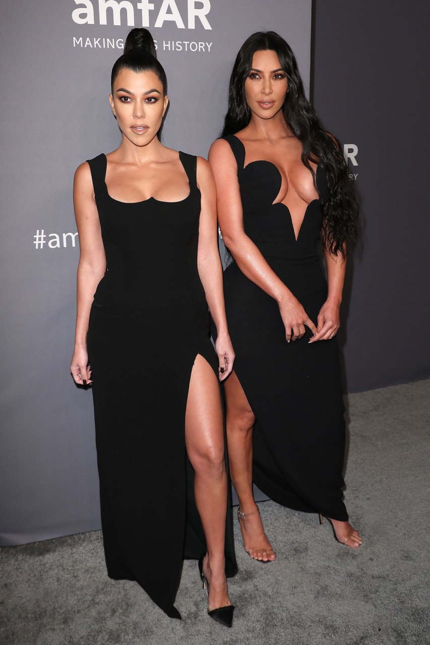 Kim Kardashian & Kourtney Kardashian Sexy (100 Photos)