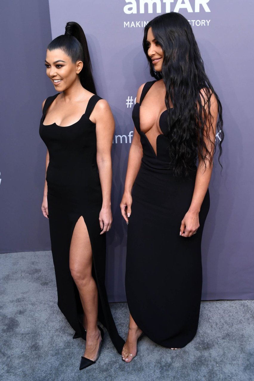 Kim Kardashian & Kourtney Kardashian Sexy (100 Photos)