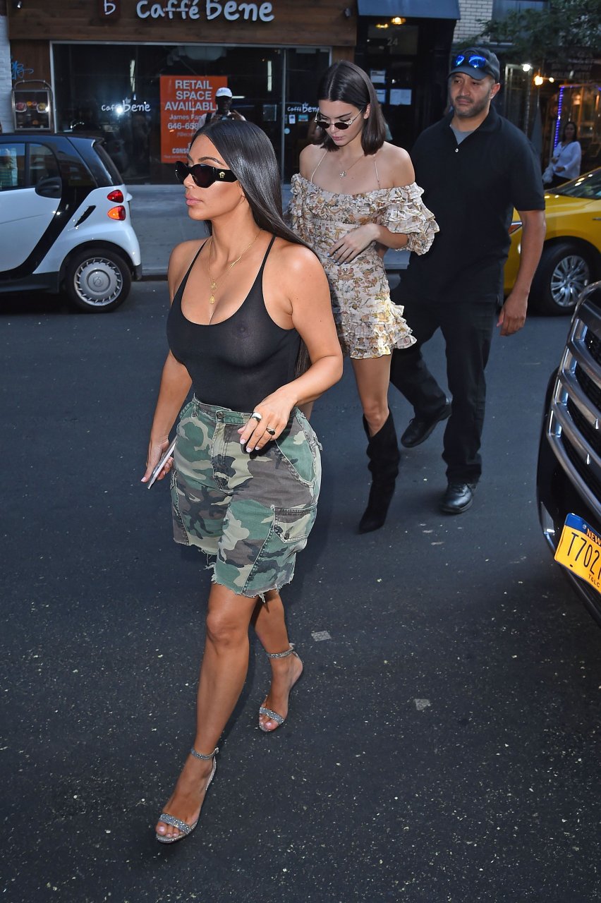 Kim Kardashian Braless (57 Photos)