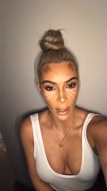 Kim Kardashian Sexy (15 Photos + Gif & Video)