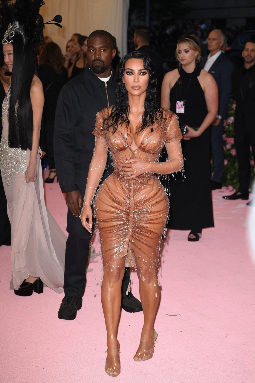 Kim Kardashian Sexy (70 Photos)