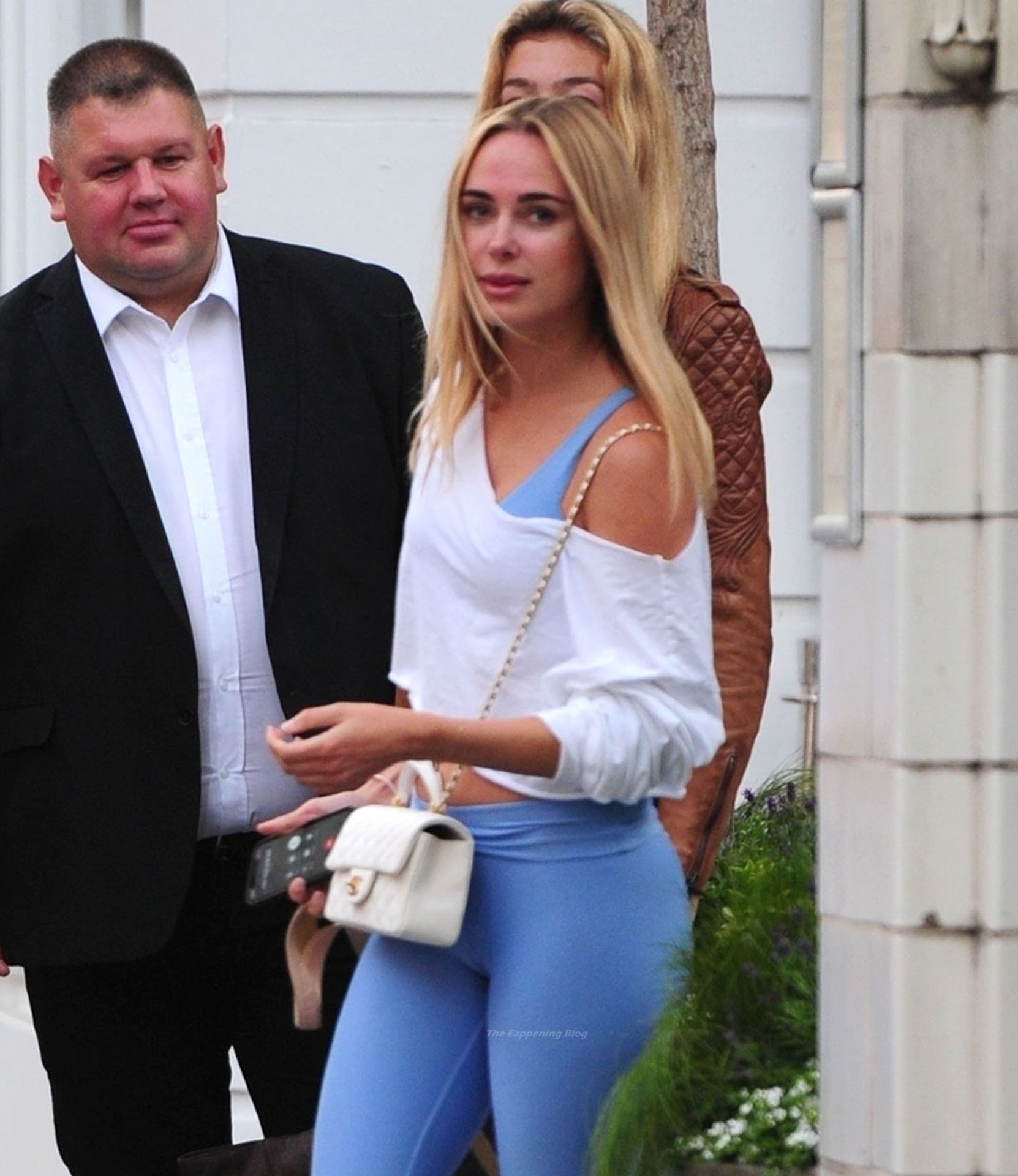 Kimberley Garner Shows Off Her Ass in Tight Blue Leggings in London (30 Photos)