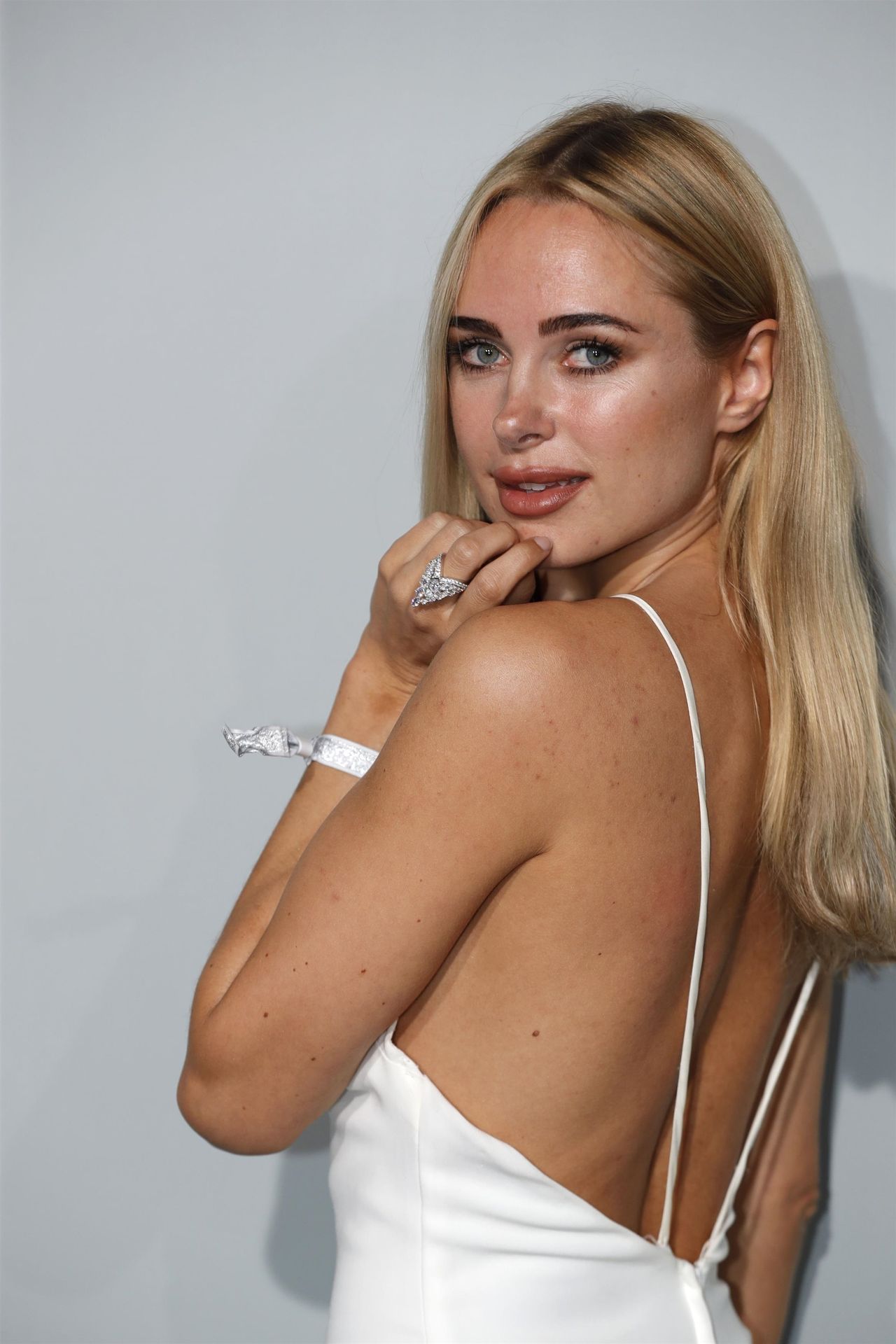 Kimberley Garner Shows Off Her Tits at the amFAR Gala (85 Photos) [Updated]