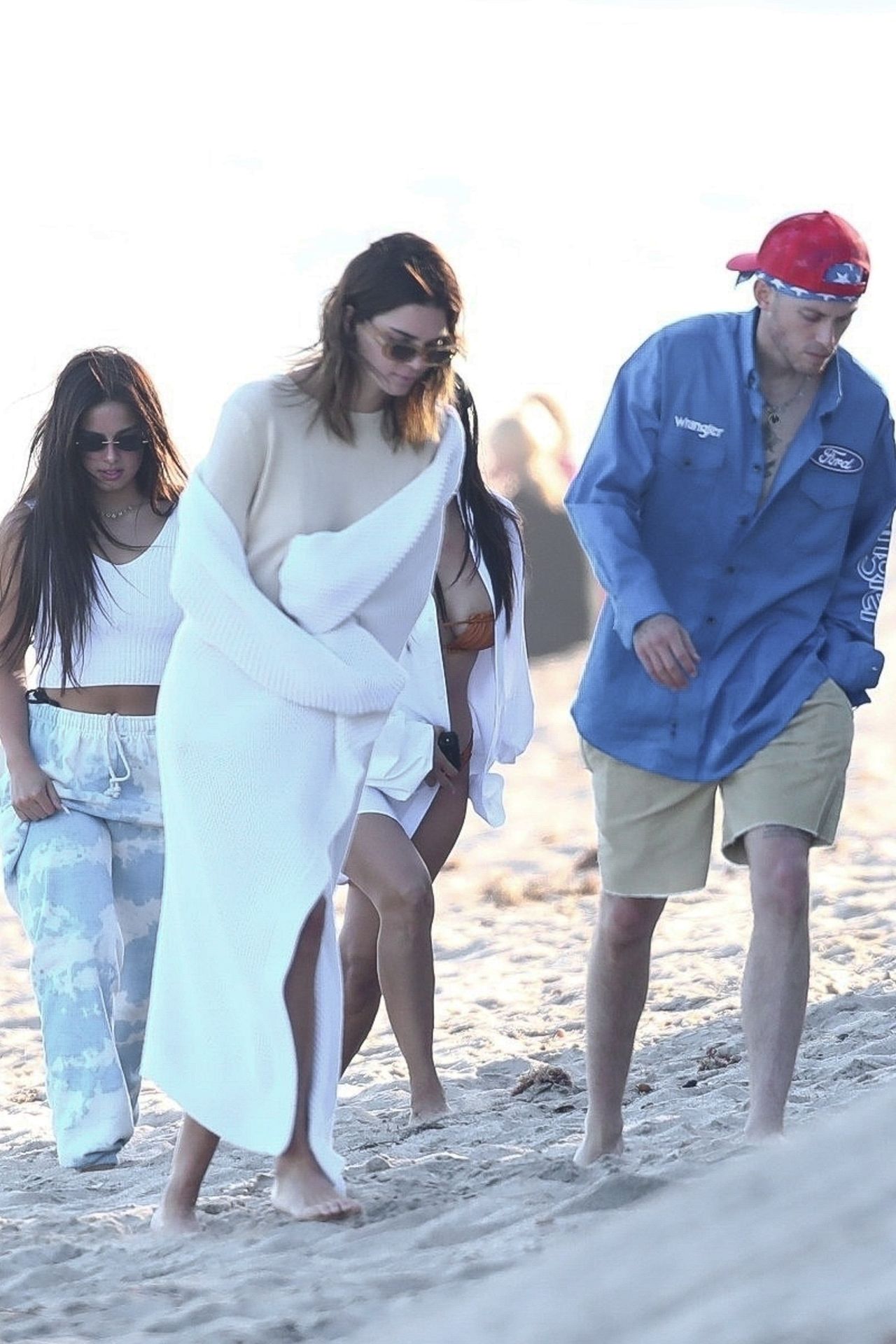 Kourtney Kardashian & Kendall Jenner Hit the Beach in Malibu (88 Photos)