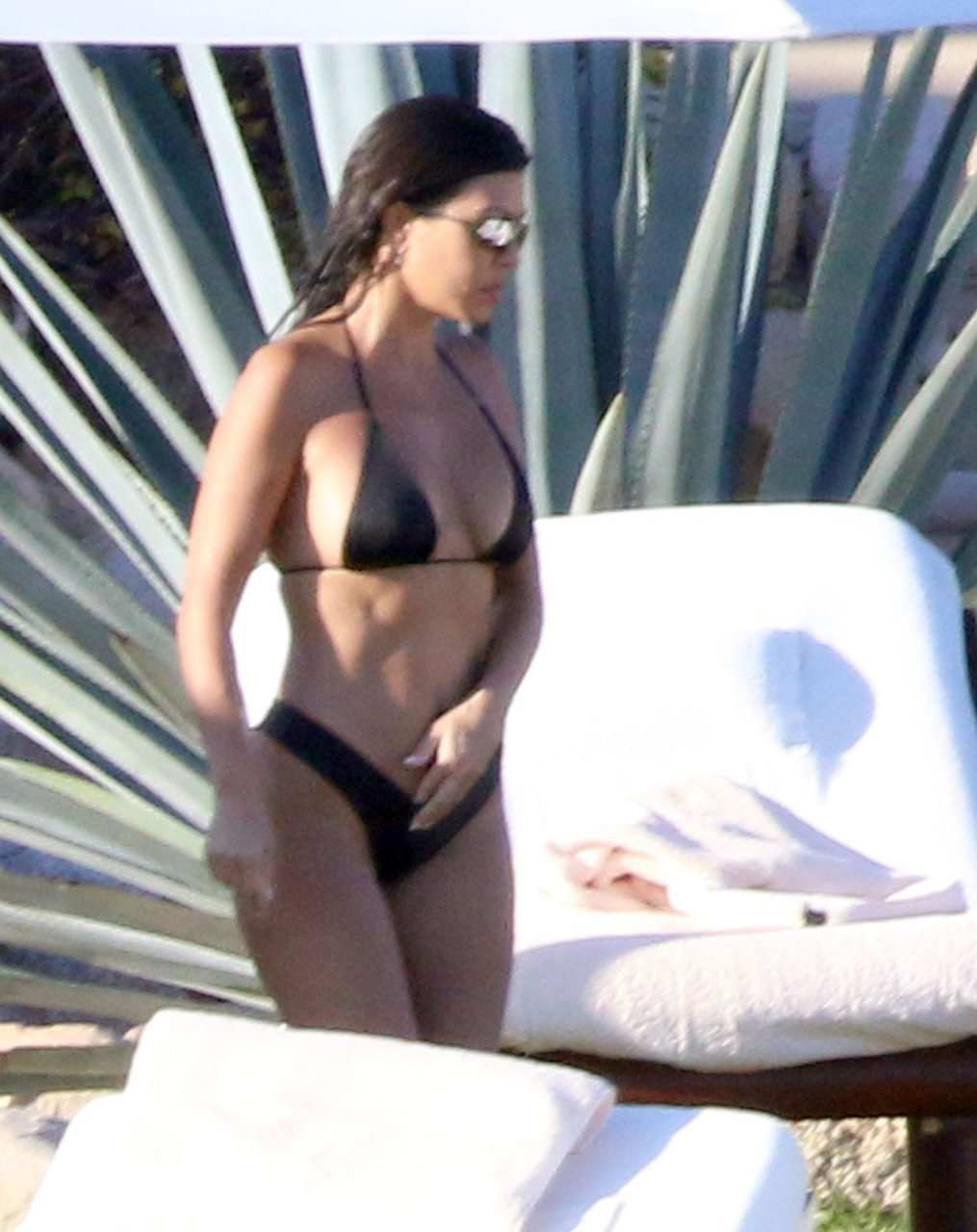 Kourtney Kardashian & Sofia Richie Sexy (207 Photos)