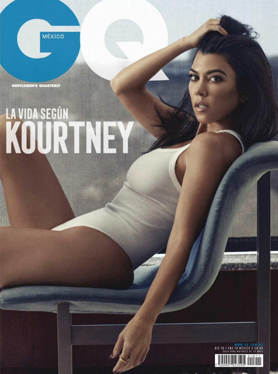 Kourtney Kardashian Nude & Sexy (13 Photos)