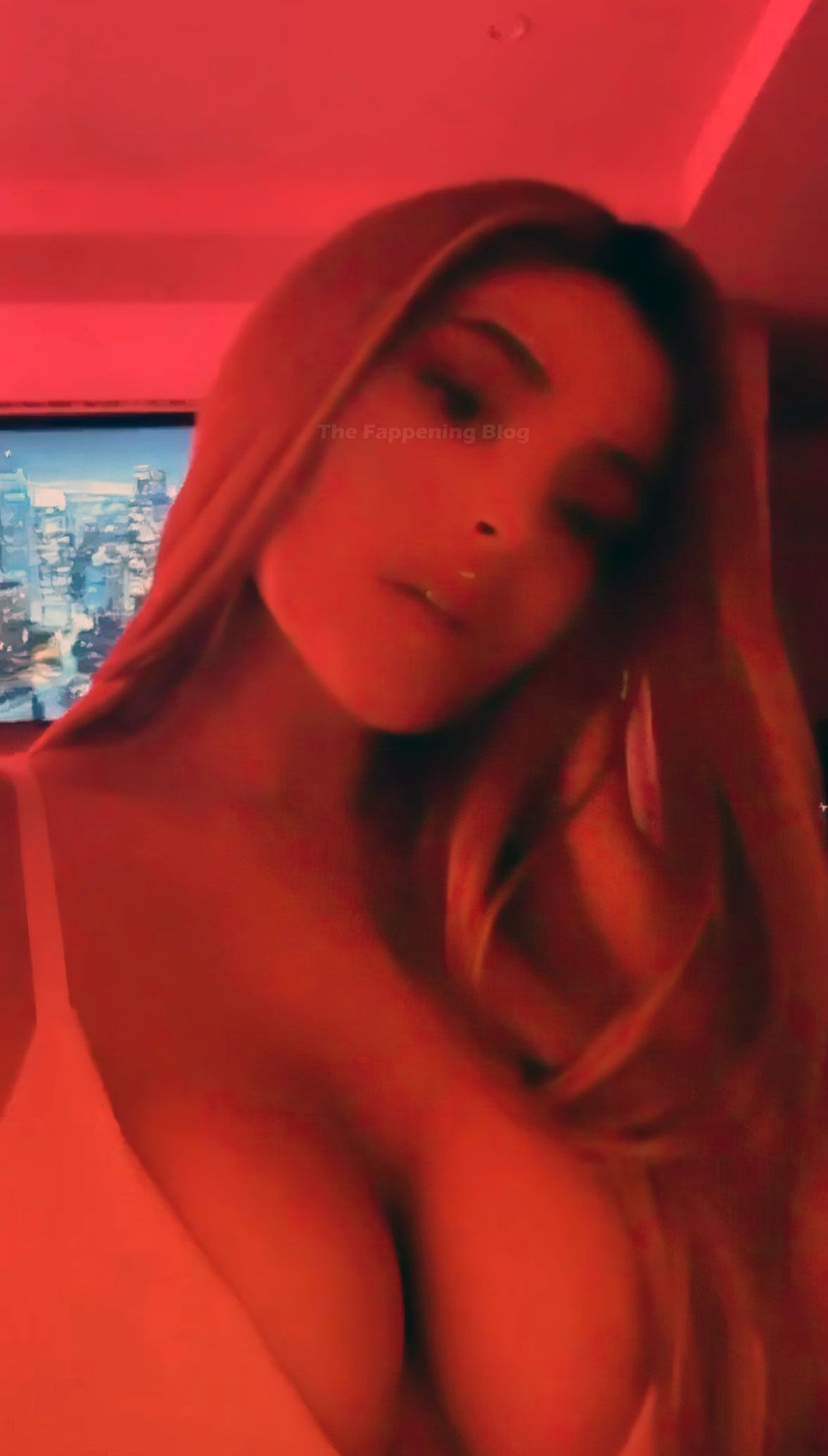 Kylie Jenner Nude & Sexy (183 Photos + Possible Leaked PORN With Travis Scott & 2021 News)