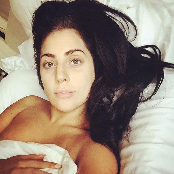 Lady Gaga Naked: Pussy, Tits and Ass (22 Photos)