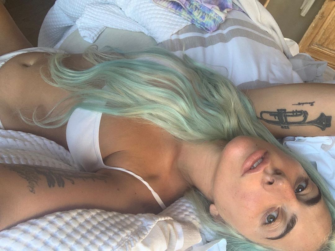 Lady Gaga Sexy (6 New Photos)