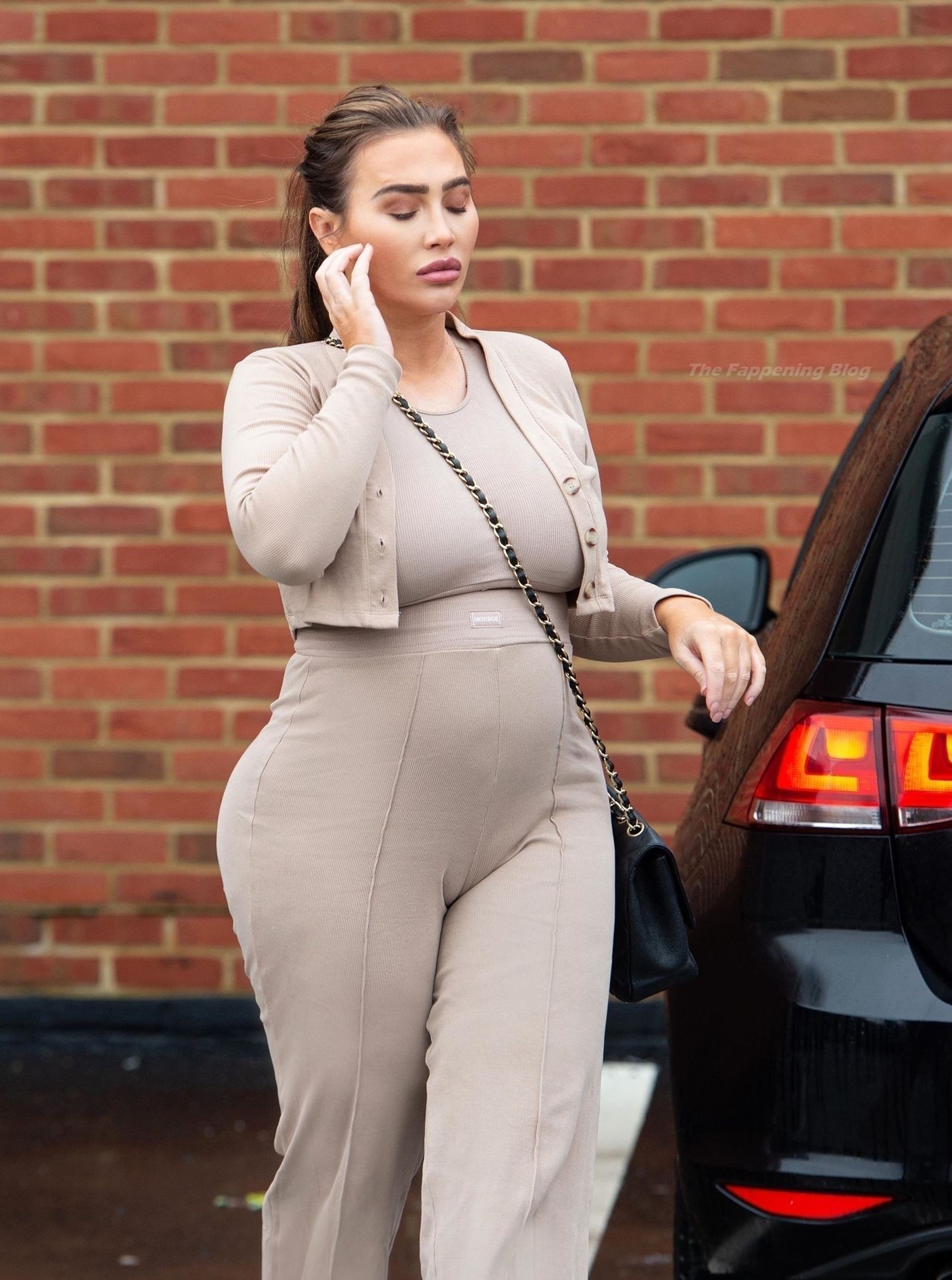 Lauren Goodger Shows Off Her Growing Bump and Pokies in Essex (14 Photos)