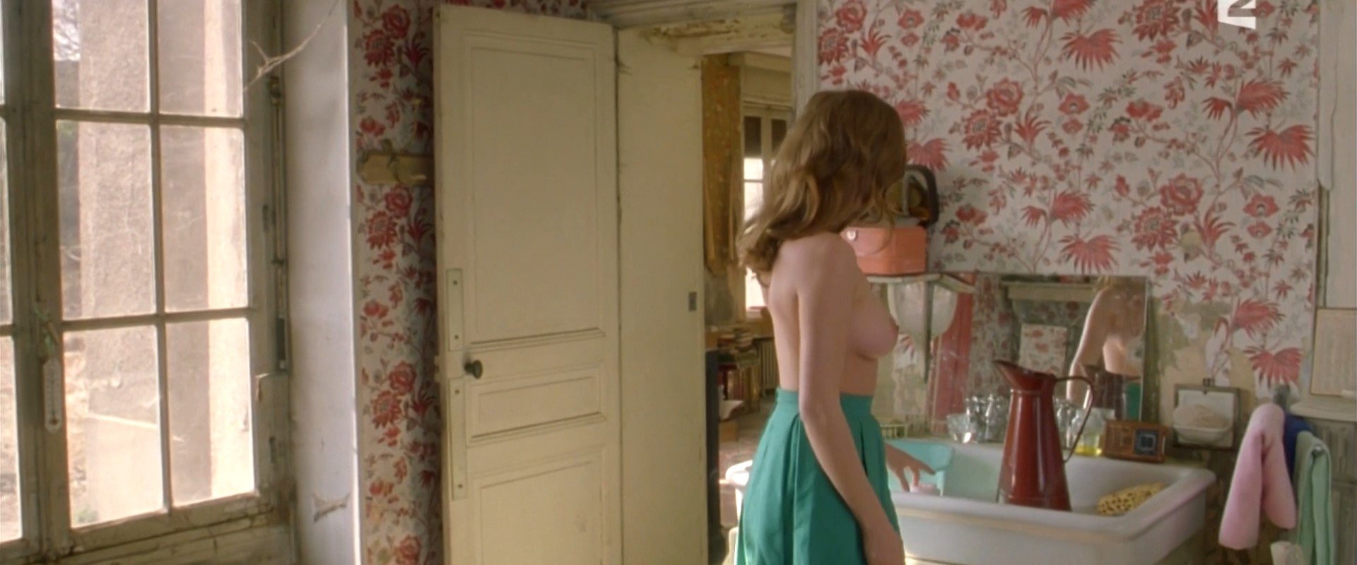 Lea Seydoux Nude - Roses a credit (2010) HD 1080p