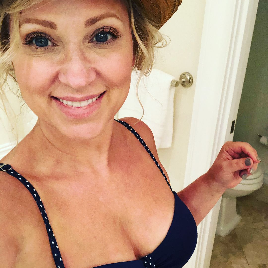 Leigh-Allyn Baker Sexy Collection (12 Photos + Video) [Updated]