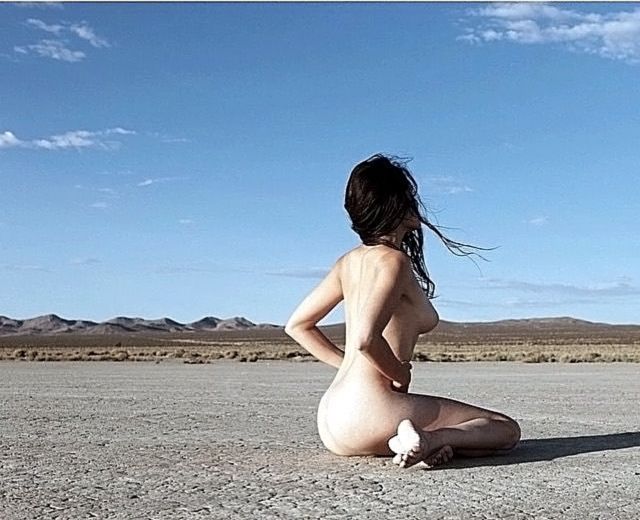 Lela Loren Nude, Topless & Sexy (152 Photos + Sex Video Scenes)